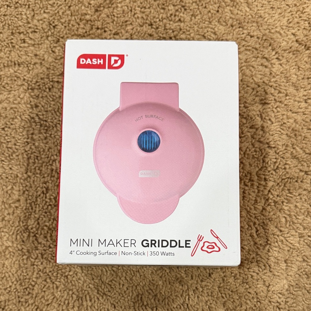 Dash Pink Mini Maker Griddle